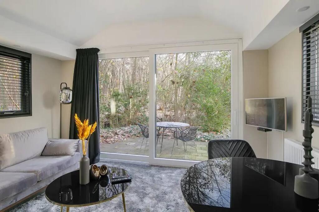 Relaxed Luxe "Boszichthuisje" Met Jacuzzi Bospark Ijsselheide Hattemerbroek Luaran gambar
